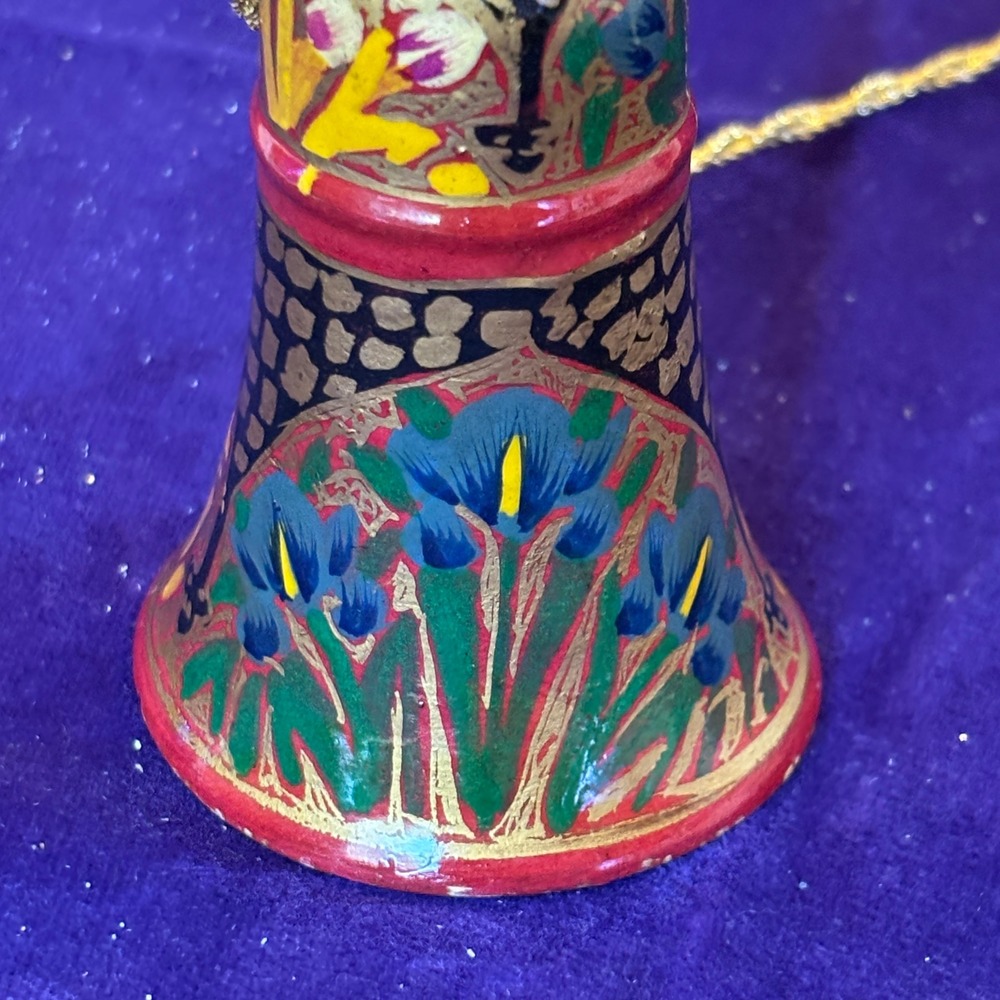 Vintage Kashmiri Hand Painted Papier Mache Floral Bell Ornament Multicolor - Picture 2 of 10